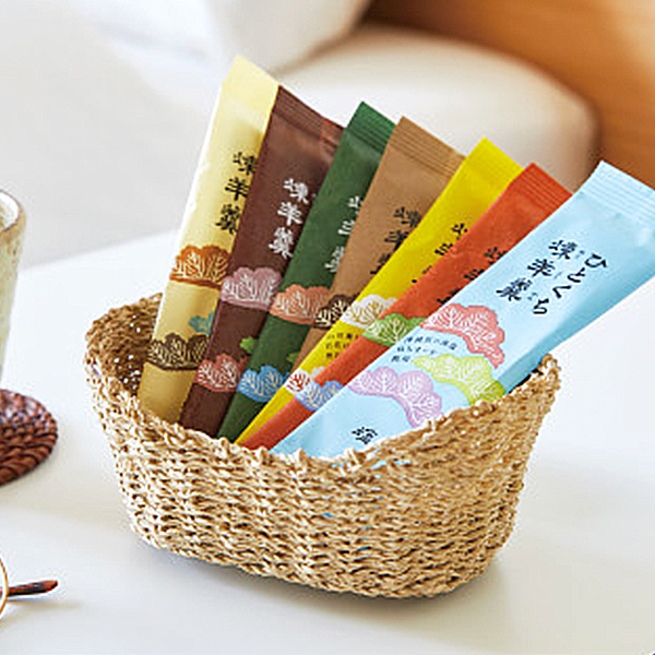 ひとくち練羊羹（１６本入）