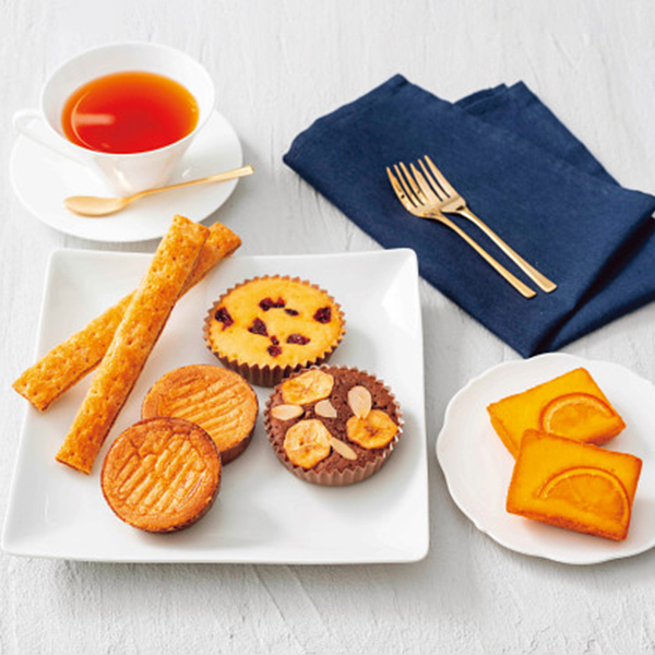 リーガロイヤルホテル　ロイヤル・ガトー・アンサンブル（８個）