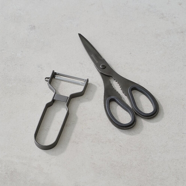 ケヴンハウンディースタイル ハサミ・ピーラーセット