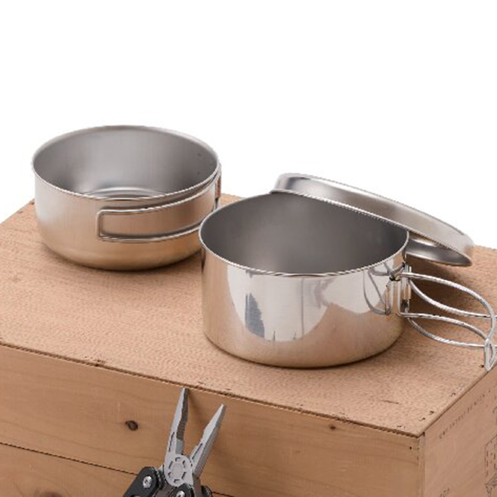 コンパクトに収納できるクッカ―セット