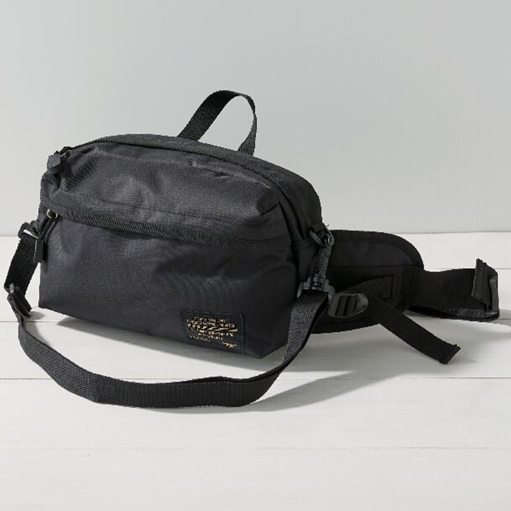 ウエストバッグ2.5L(ブラック)