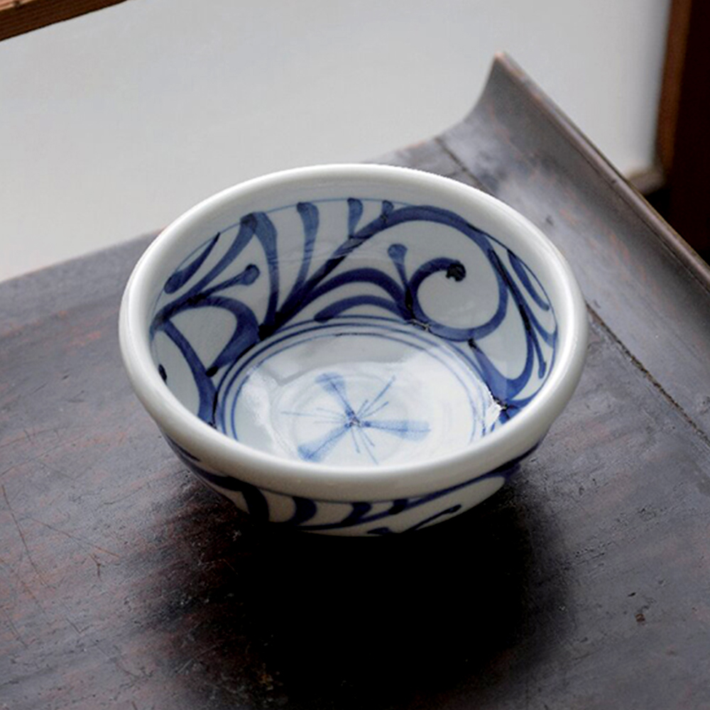 砥部焼 呉須唐草鉢