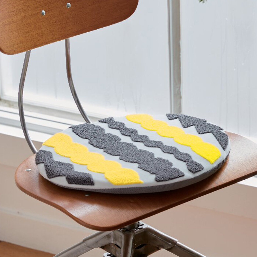 キッピス サガラ刺繍チェアパッド(イエロー)