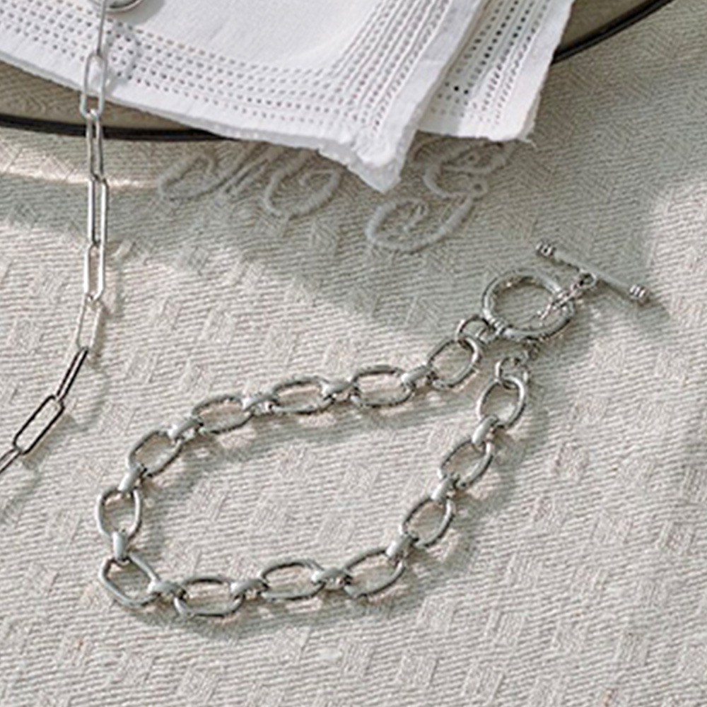 チェーンブレスレット