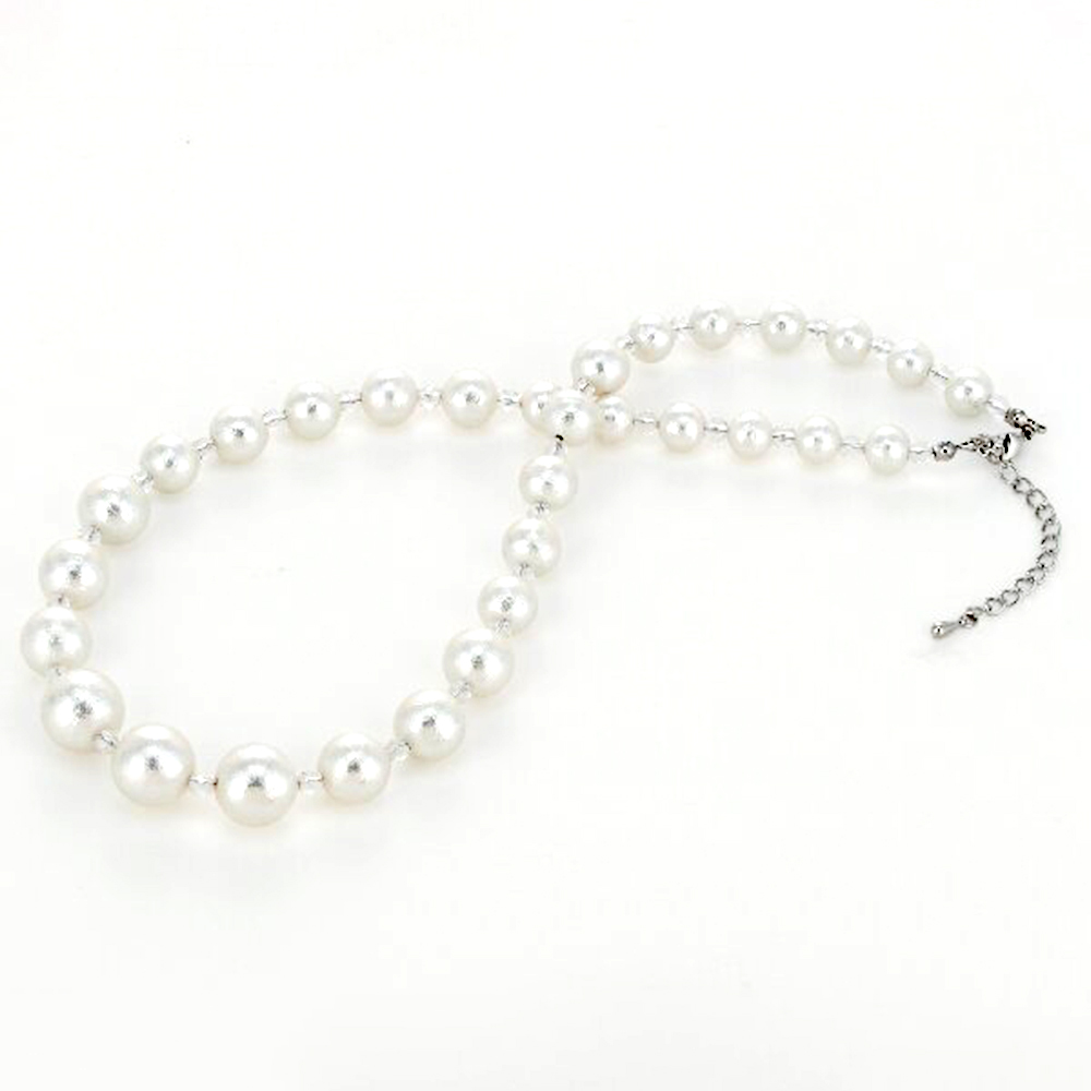 ウルティマ コットンパ―ルネックレス(ホワイト)