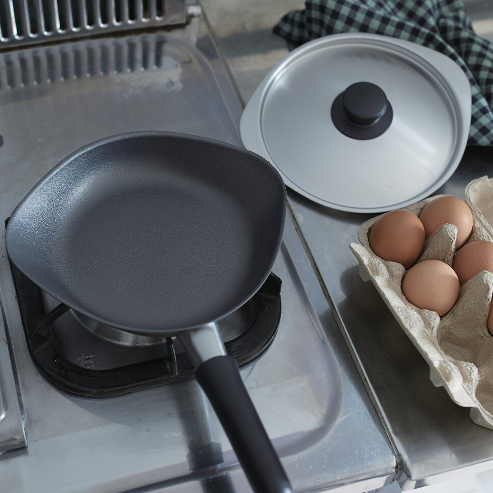 柳宗理 鉄フライパンダブルファイバーライン窒化加工18cm