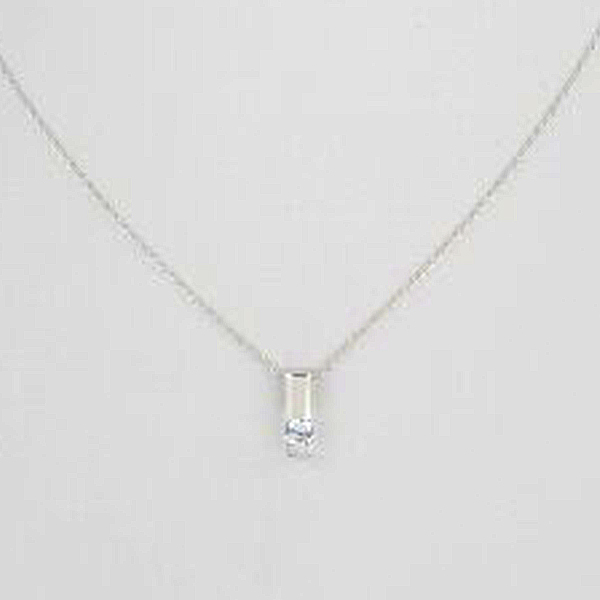 ウルティマ シルバーペンダント(スクエア)