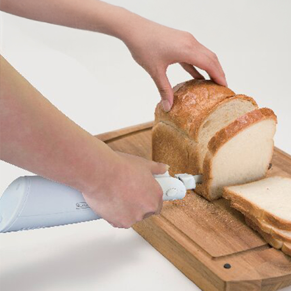 ブラックアンドデッカー 電動ブレッド・マルチナイフ