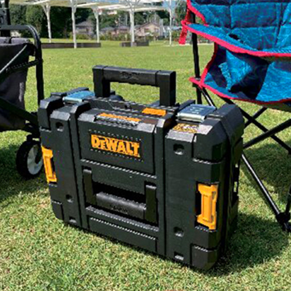 デウォルト スモールボックス