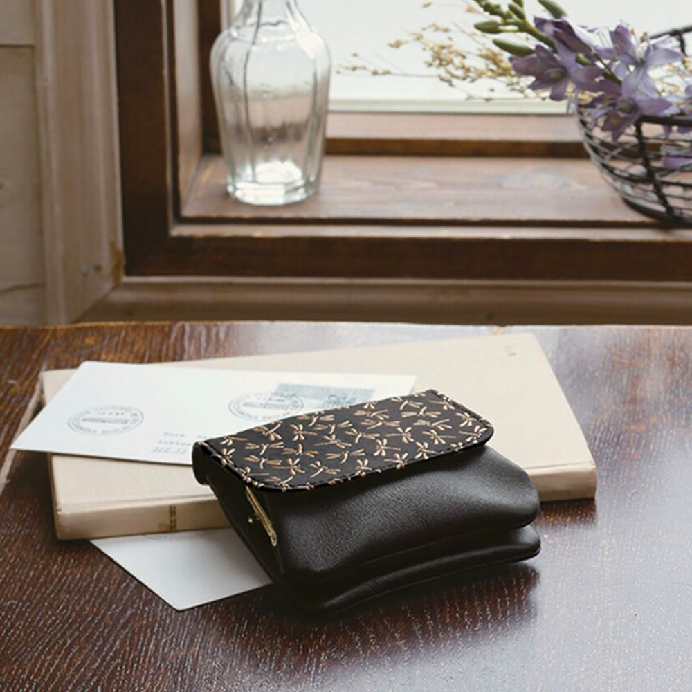 印伝 カブセがま口財布(ベージュ)