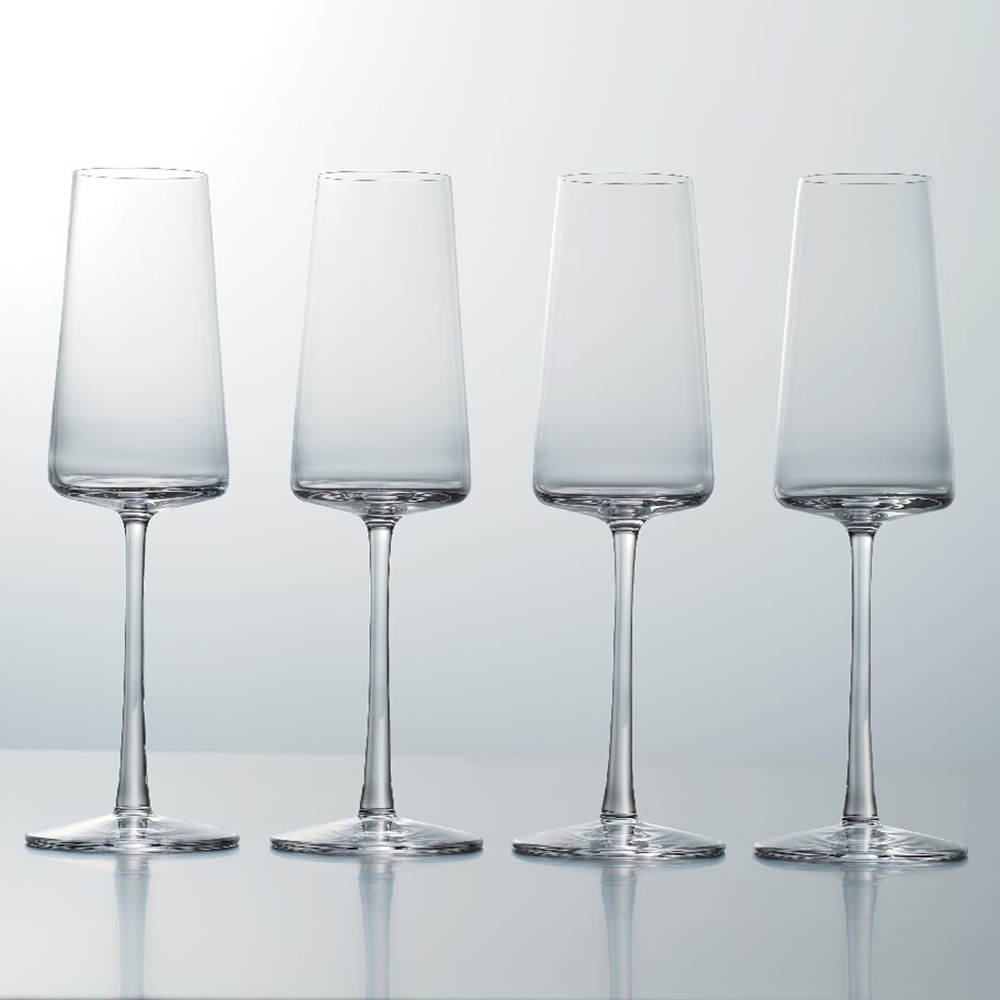シュトルツル  パワー シャンパングラス4本セット