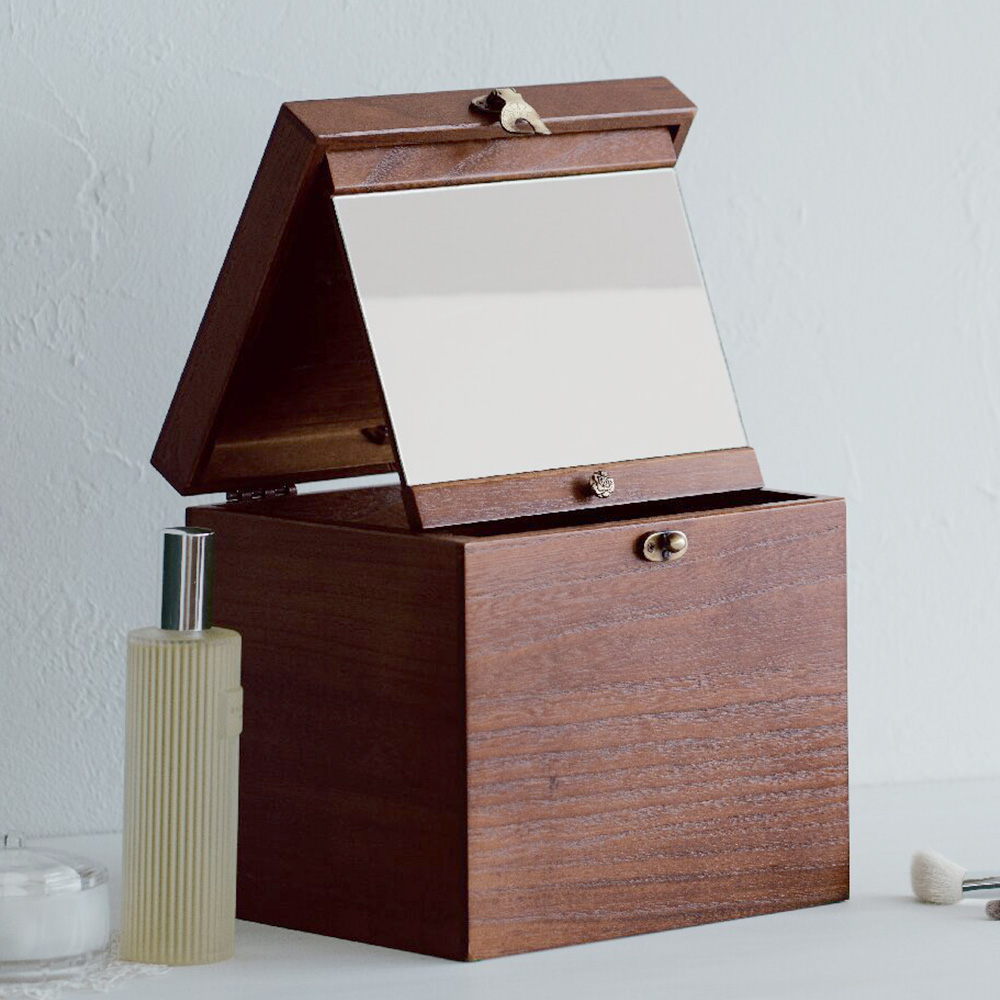 コスメティックボックス