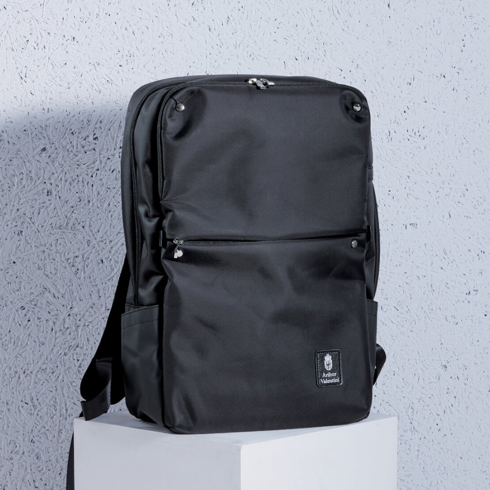 アーサー・バレンティーニ ビジネスリュック