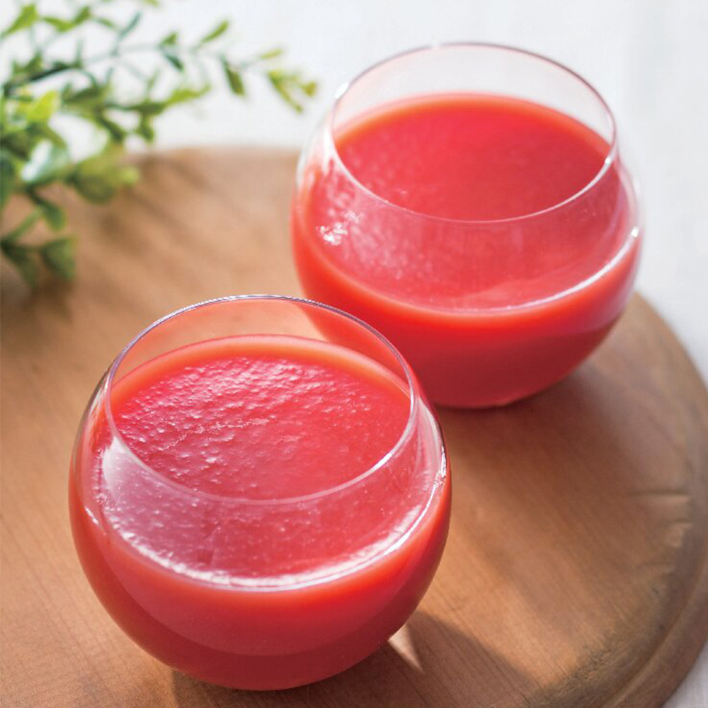 旬に搾ったとまとジュース