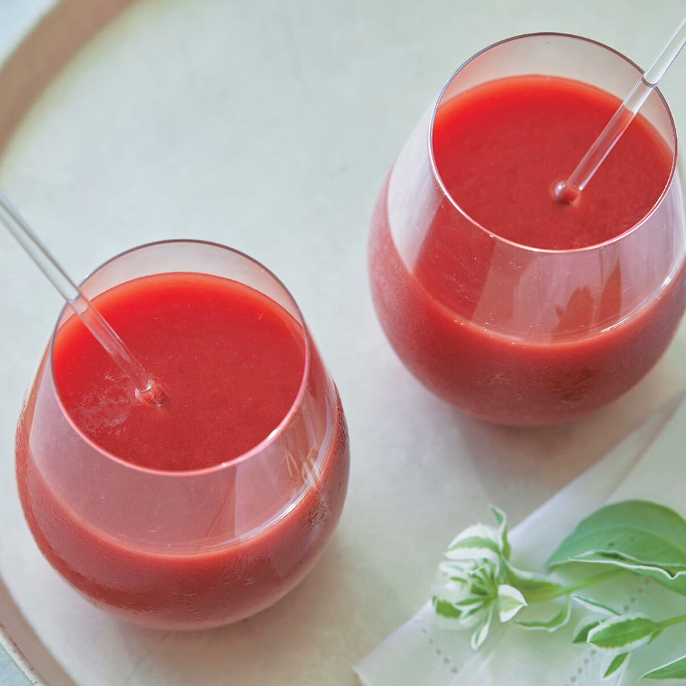 旬に搾ったとまとジュース