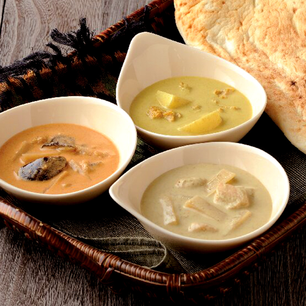 3種の味が楽しめる　タイ風カレーバラエティーセット
