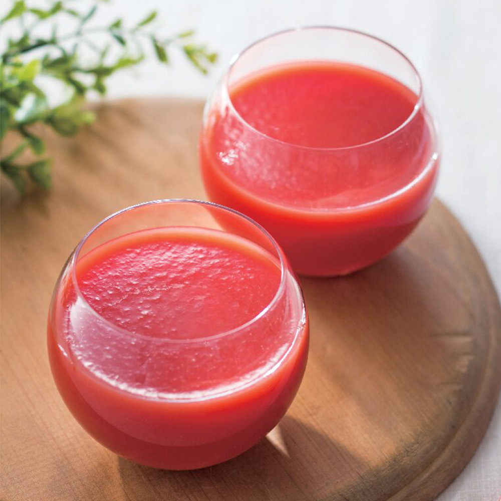 旬に搾ったとまとジュース