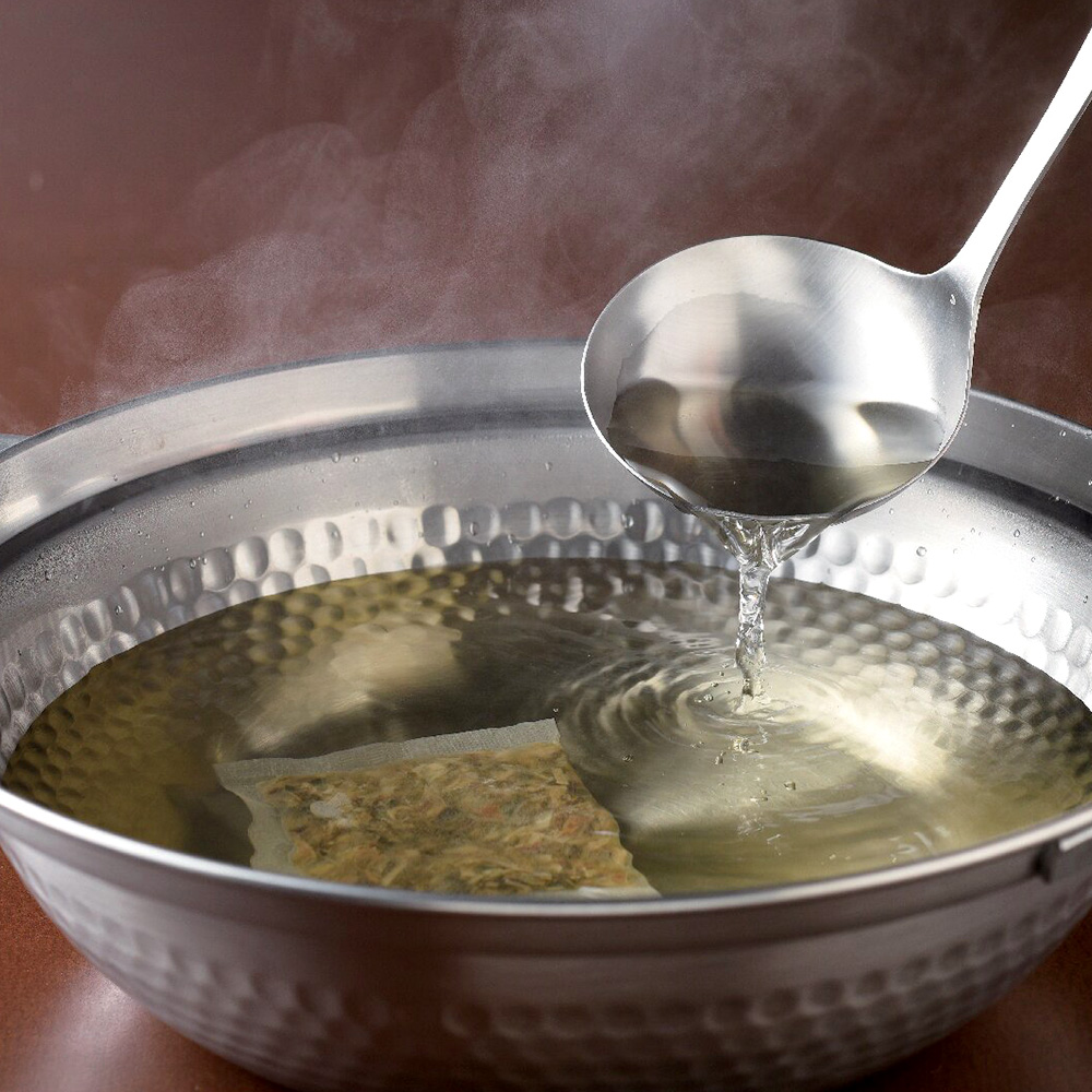 馳走一膳　おもてなしのだし　まぐろだしちあいぬき