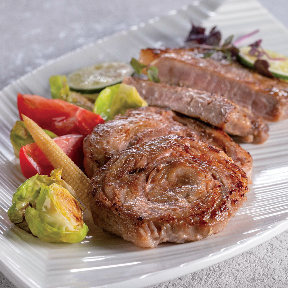 鹿児島県産黒豚モモ味噌漬・ミニロールステーキ