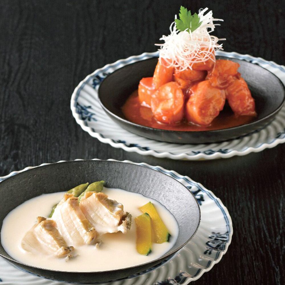 日本のおいしいお料理　伊勢海老チリソースと天然あわびクリーム煮スープ