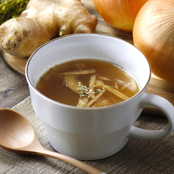 「JINBO MINAMI AOYAMA」淡路の玉葱と高知の黄金生姜のスープ