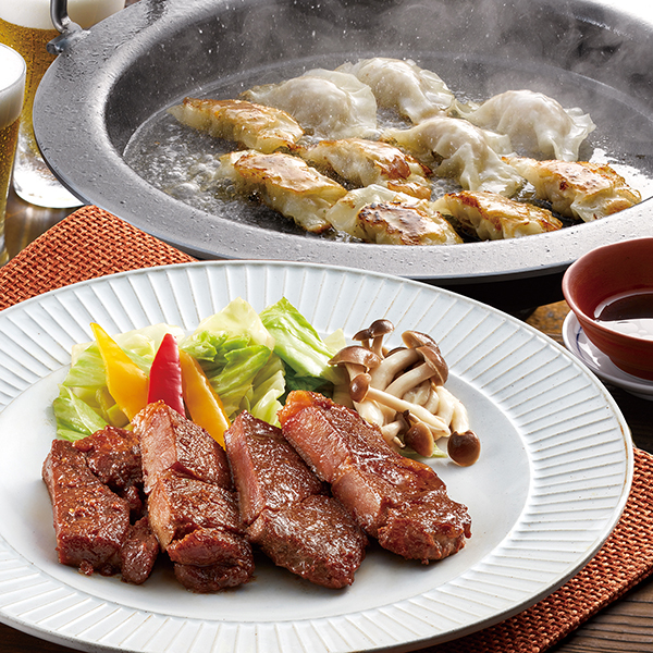 黒豚餃子と黒豚甘味噌漬け