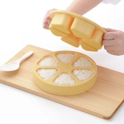 とびだせ！おにぎり