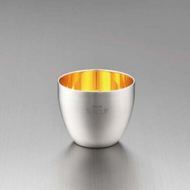 18-8ステンレス二重構造 さくらぐい呑み（内面24金メッキ）