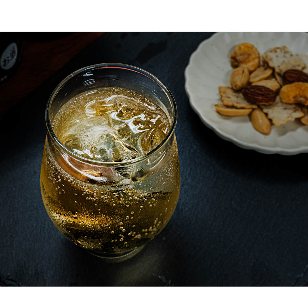 ウイスキ－ハイボ－ルとおつまみセット