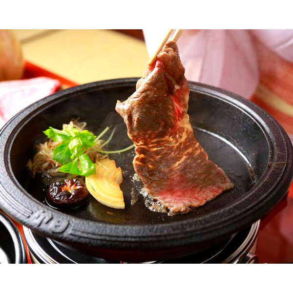 東京・人形町 「日山」 黒毛和牛リブロースすき焼き