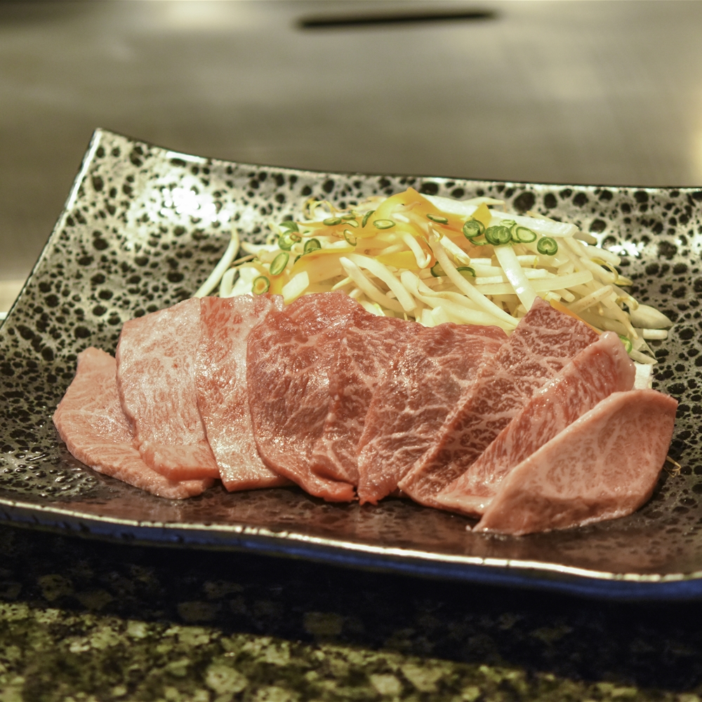 滋賀 「松喜屋」 近江牛あみ焼肉（モモ・バラ400g）