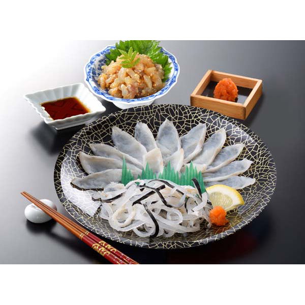 「関とら本店」 ふく霜降り刺身・とらふく塩辛セット