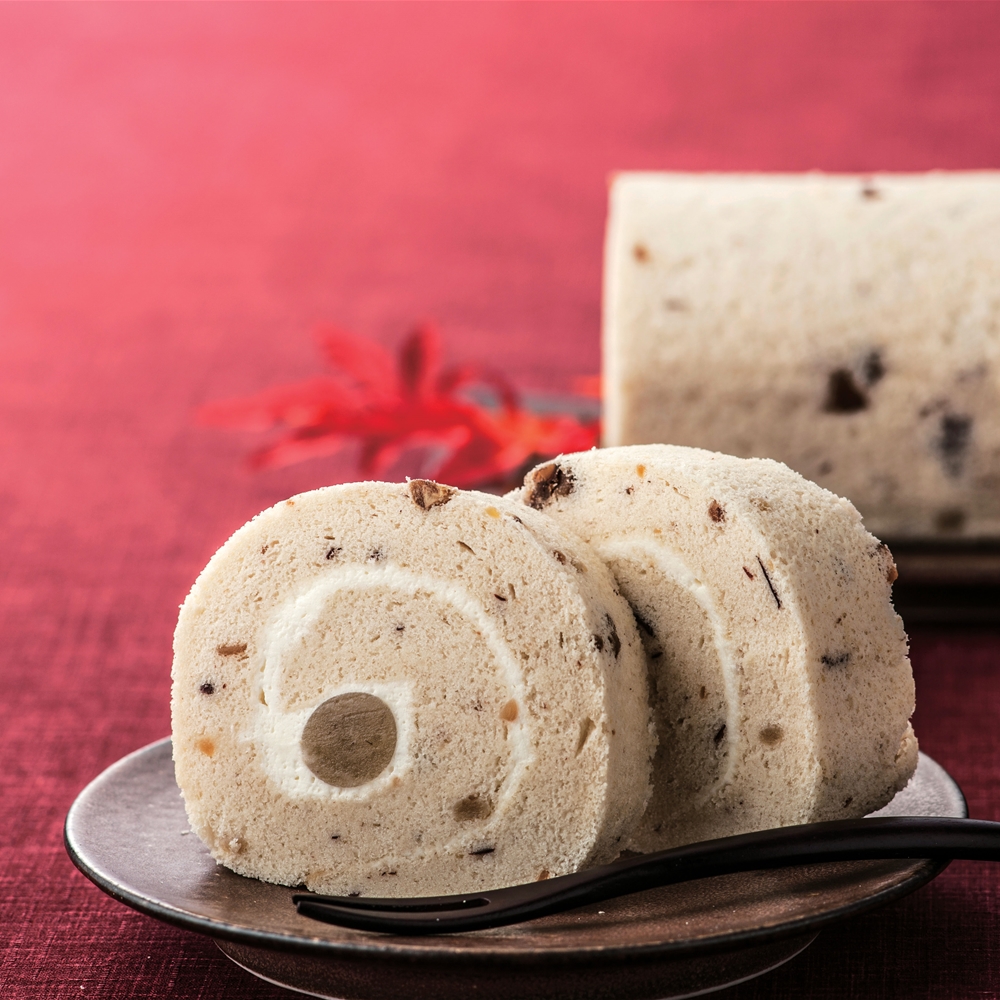 岐阜 「新杵堂」 渋皮栗入栗きんとんロール　B