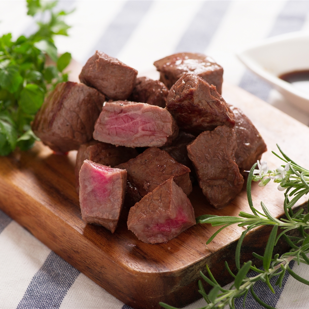 長野　信州アルプス牛　サイコロステーキ