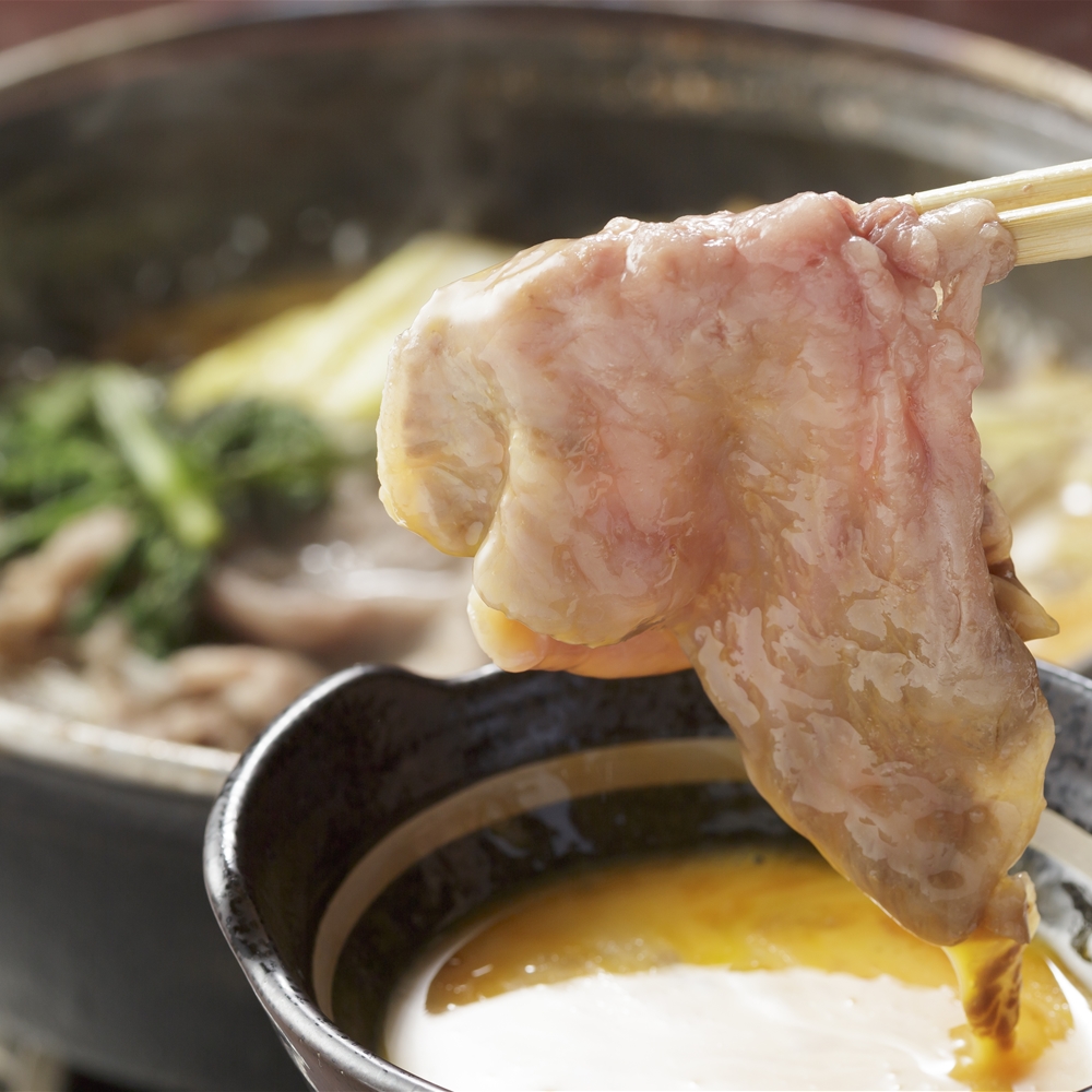 岩手　前沢牛肩薄切り（すき焼き・しゃぶしゃぶ用）