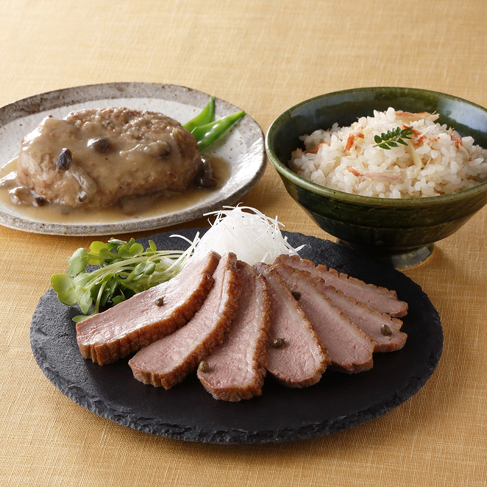 東京 新宿荒木町 日本料理 「鈴なり」 惣菜と炊き込みご飯セット