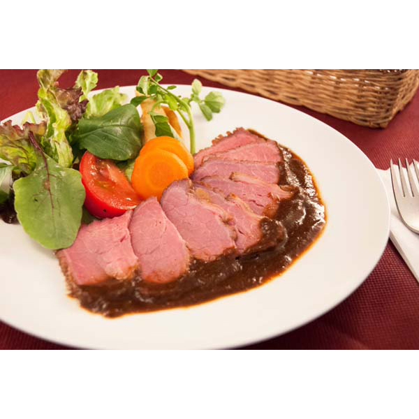 【2025.10～出荷】神戸・元町 「アシエット」 ローストビーフ300g