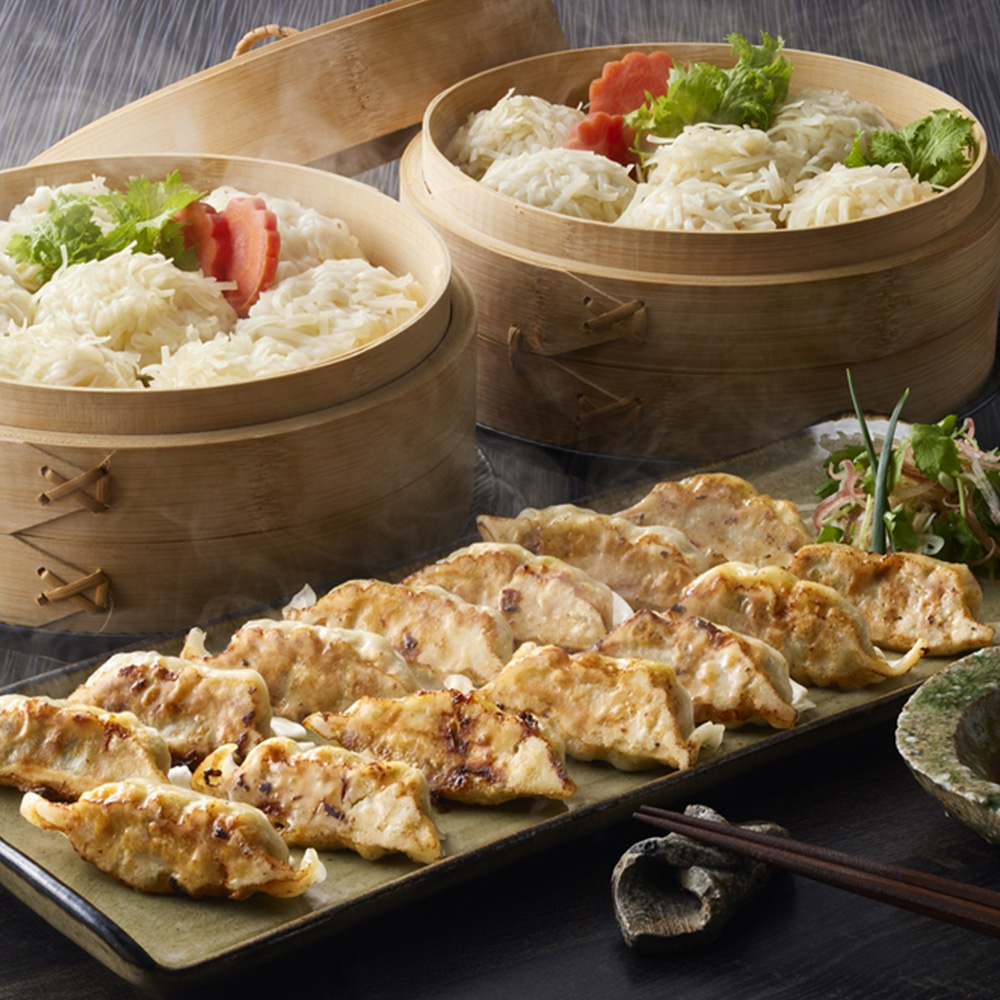 「梅の花」 餃子と豆腐しゅうまいセット