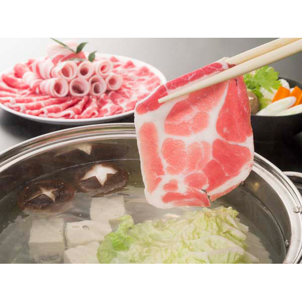 鹿児島 「薩摩公兵衛」 和牛と黒豚の四段重しゃぶしゃぶ詰合せ