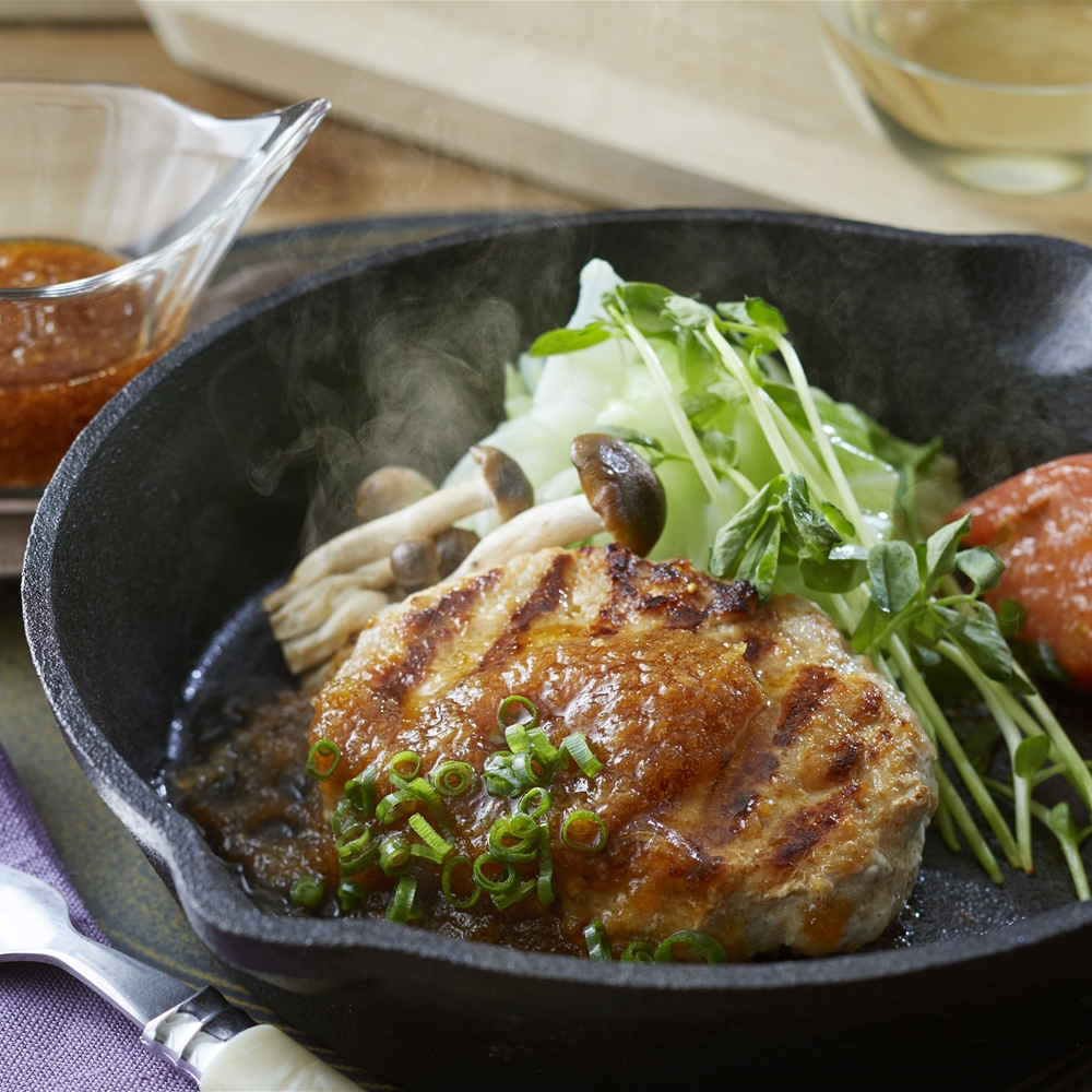 三重　さくらポーク　生ハンバーグセット