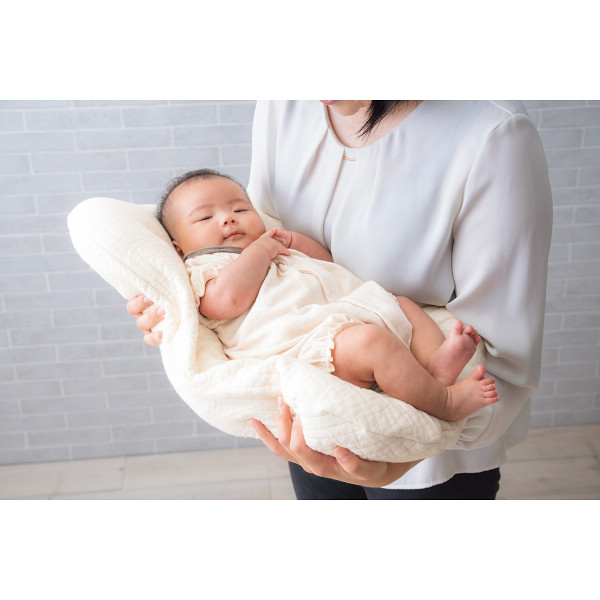 抱っこして眠ったあと置いても起きにくい布団　B