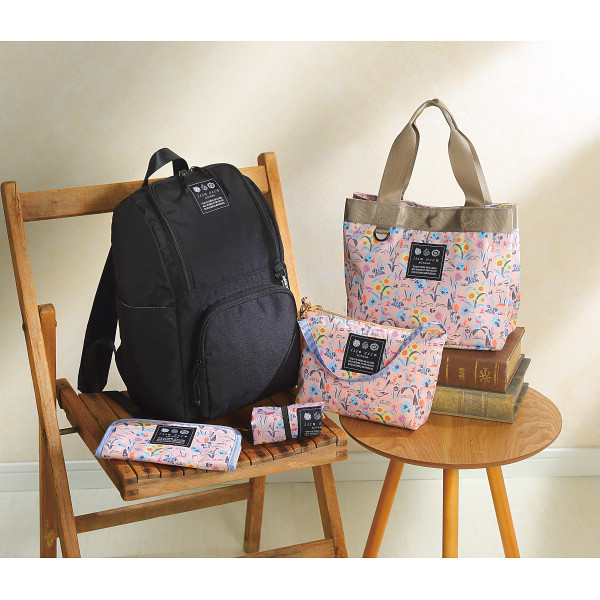 イッソ・エッコ　リュック＆エコバッグ＆マルチケース＆ミニバッグ＆ミニトート