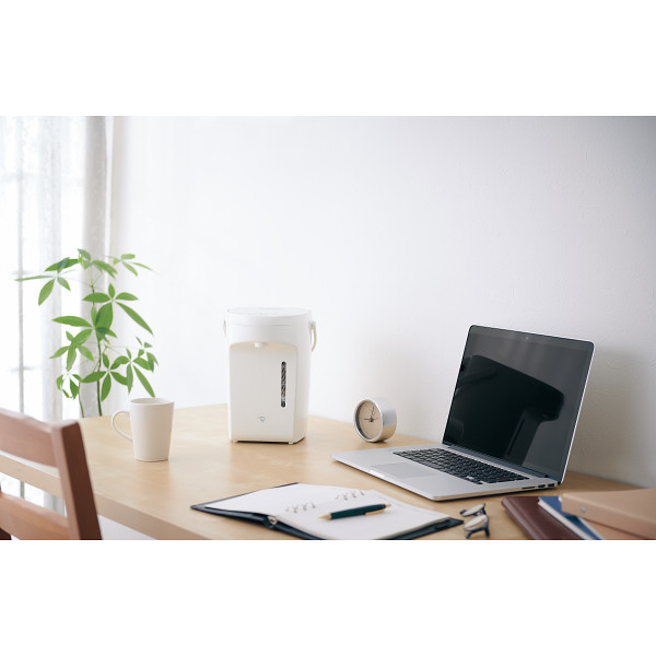 象印　電動ポット（２ｌ）　A