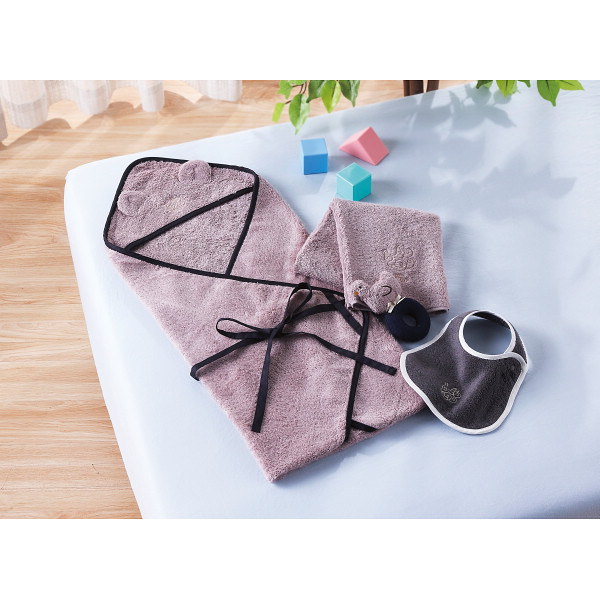 オーガニックコットン　スタイ＆おくるみ＆ガラガラ＆バスタオル　A