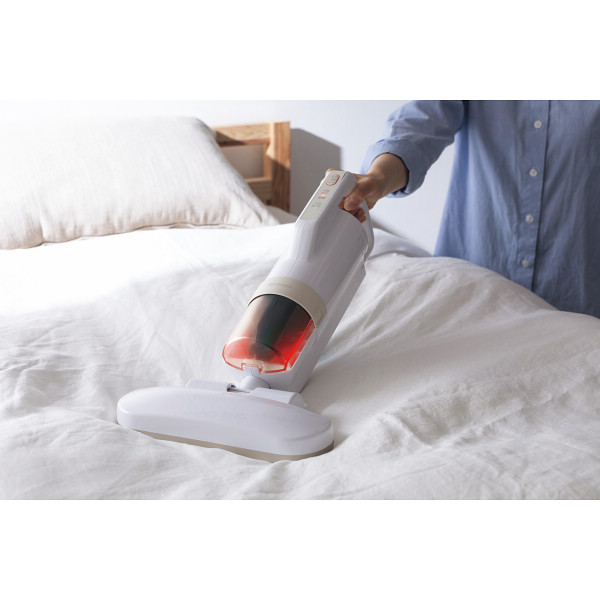 アイリスオーヤマ　布団クリーナー