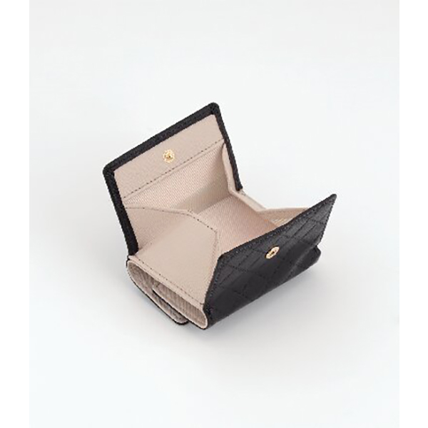 YSL ブラック キルティング 三つ折り財布